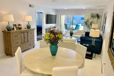 Image de Luxe / confort moderne dans la vieille ville de Scottsdale!