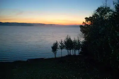 Image de Lakefront Home on Lake Charlevoix, Spectacular Views; 100' from the water.