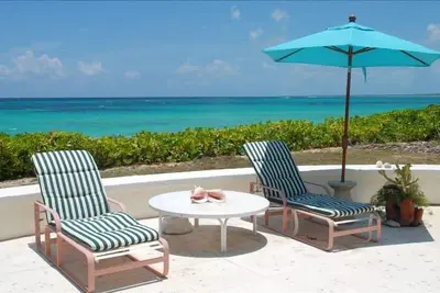 Image de Retraite incroyable Oceanfront-ménage quotidien \/ cuisinier privé inclus!