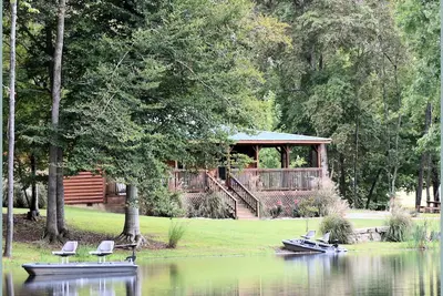 Image de Catch privée & Location sortie Lac-Boat inclus! Près du lac Cumberland!
