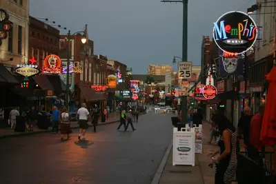 Image de 3 Br Maison de ville dans Downtown Entertainment District