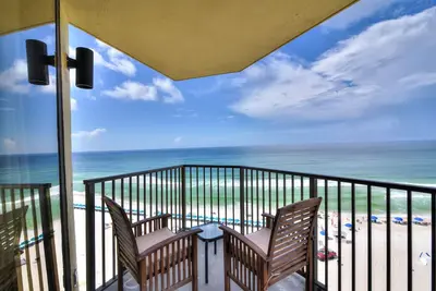 Image de Récemment rénové! Profitez des couchers de soleil sur le golfe, 9ème étage Condo W / Balcon en bord de mer