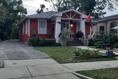 Image de Diamond Bungalow - Nouvellement rénové 1929 Artisan près de la plage et du casino
