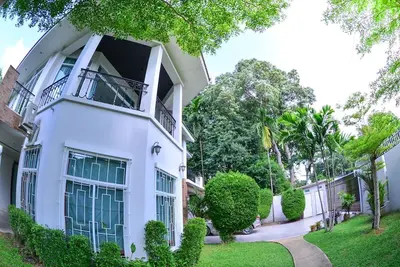 Villa Tawanron 8 lits avec piscine privée.