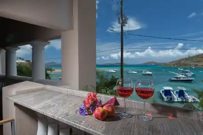 Image de Spacieux Luxury Modern 1 Bedrm / 1 Ba Condo Ă Grande Bay Resort, St. John Usvi