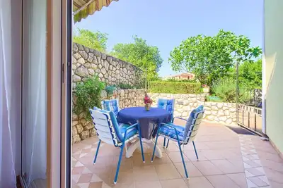 Appartement moderne à Porat avec terrasse privée