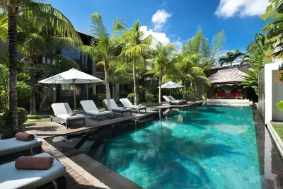 Image de Luxueuse et élégante villa 6 Br, Semiyak