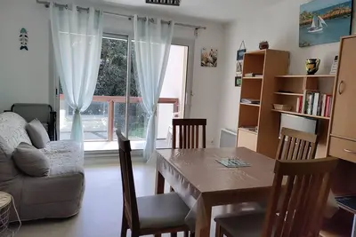Image de Entre port et plage, petite residence au calme, Ă 100m de la mer