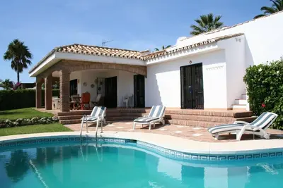 Image de Villa with panoramic sea views near the beach, private pool, garage, 3 bedrooms