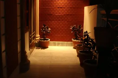 Villa Benares - Ça commence par le luxe