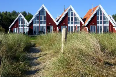 Image de La maison de plage Cote avec vue mer, sauna, bain à remous, cheminée, jardin