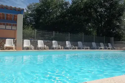 Image de A Balazuc (village classé) : gite 4 p + piscine et  rivière!