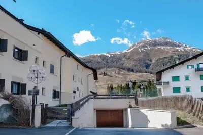 Image de Appartement de vacances Celerina \/ Schlarigna pour 6 personnes avec 2 chambres Ă coucher - Apparteme