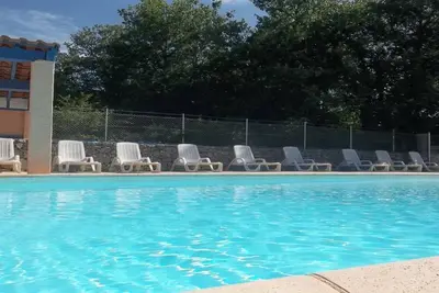 Image de Appartement tout confort dans village vacances  à Balazuc, avec piscine commune.