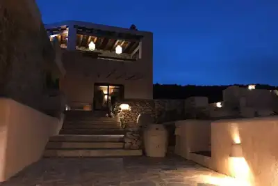 Image de La vie à Ibiza dans le nord idyllique de l'île,