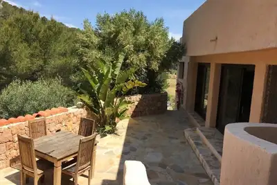 Image de La vie à Ibiza dans le nord idyllique de l'île