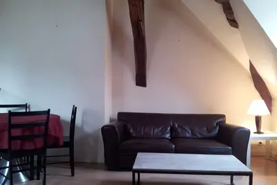 Image de Port de Vannes, 65m2 de charme dans batiment XVIIIè rénové, internet