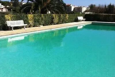 Image de Appartement T2 avec Piscine et Jardin Securisés - Parking Privé - Wifi Gratuit