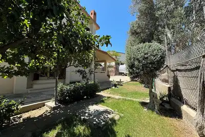Image de Villa privée avec jardin pour deux familles! ! 100m de la plage de Solanas!