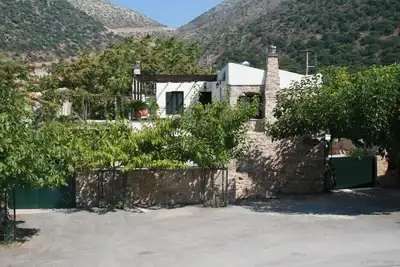 Villa traditionnelle, piscine privée, atmosphère familiale