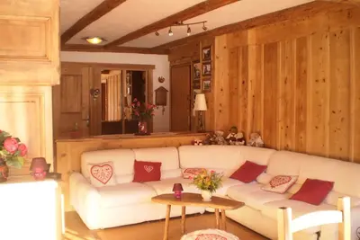 Image de Appartement de charme aux gets dans village pittoresque et familial