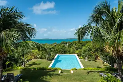 Image de Juicy Hill - Luxueux moderne avec toutes les vues sur l'eau