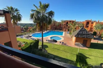 Image de Loue superbe appartement dans residence de standing Ă Marbella
