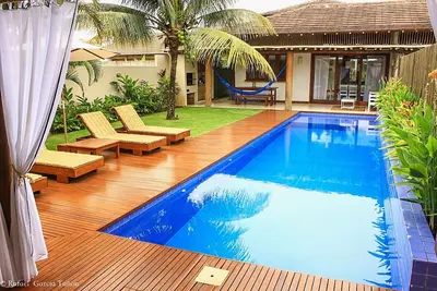 Image de Maison avec 4 chambres et 6 salles de bain - charmante, très bien située
