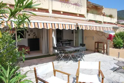 Image de Pramousquier Plage, Appartement, Plage 150 m, Piscine, 2 Ch, Clim, WiFi, Parking