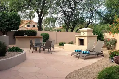 Image de Luxueux Deluxe Patio Accueil dans Belle North Scottsdale. Wifi gratuit