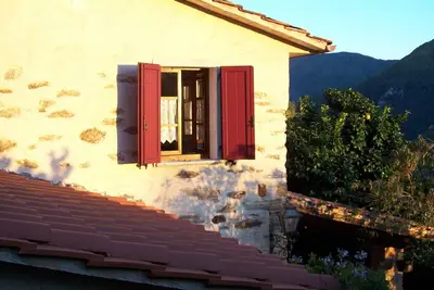 Maison Avec Jardin PRIVÉ Charmant Et Terrasse A quelques km. De La Mer.