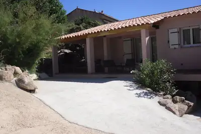Image de Agréable villa avec grande terrasse, barbecue, proche plages et commerces