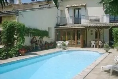 Image de Belle maison restaurée du 18ème avec piscine près de St Emilion