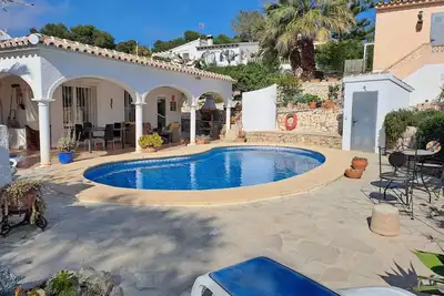Image de Villa climatisée, 2 ch. , 2 sdb, Wifi, piscine et parking privés, proche plages