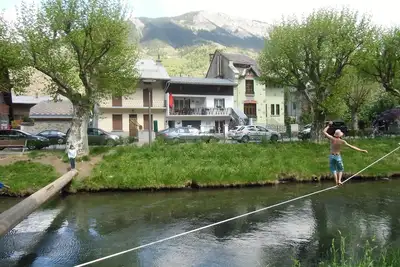 Image de Appartement avec local à vélos fermé et Wifi  - Centre du Bourg D'oisans