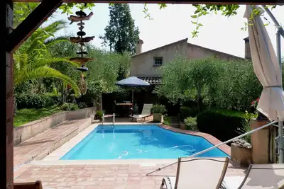 Image de Charmante villa avec piscine et jardin arboré 3 chambres, 6 personnes Cabris