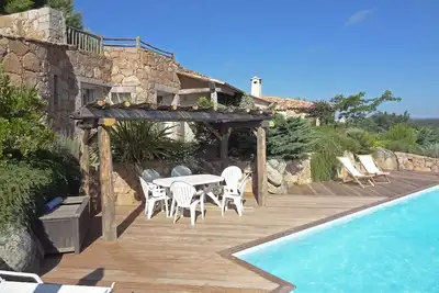 Image de Sant Amanza Bonifacio: luxueuse maison d'architecte