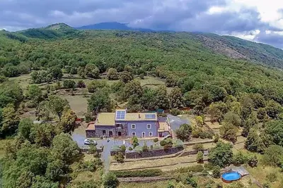 Image de La maison du volcan - belle vue et nature. Chez l'auteur des guides de voyage