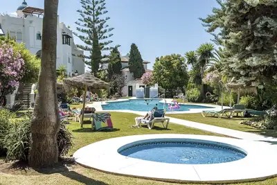 Image de Walk to the Beach! 1 Bedroom Comfy Condo