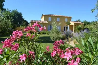 Image de Bastide contemporaine
