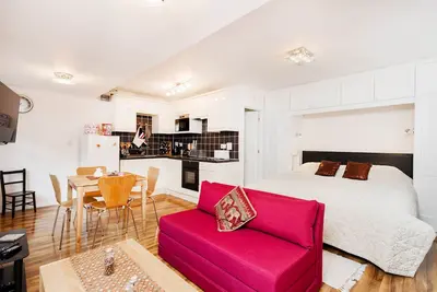 Image de Spacieux Henley On Thames Studio Apt près d'Oxford, Londres, Windsor et Reading