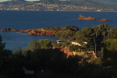 Image de Vue Mer Exceptionnelle, appartement 100 m² dans parc privé, 3 chambres