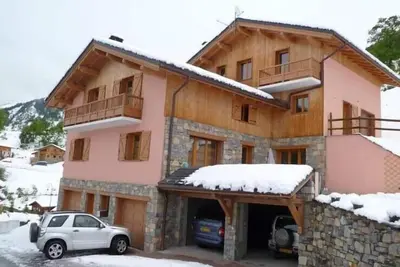Image de Chalet spacieux à100m des pistes de St Martin /3 vallées idéal familles ou amis