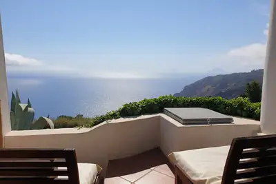 Image de Escapade Eolie Relax sunsetTrekking Sauna Nature Lovers piscine privée spa