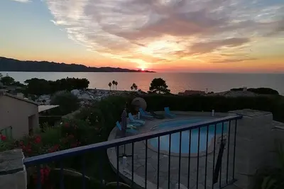 très jolie Villa pres de la mer avec piscine à  st florent en haute corse