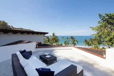 Image de Casa Caracola sur la plage de sable blanc à côté du complexe Los Sueños
