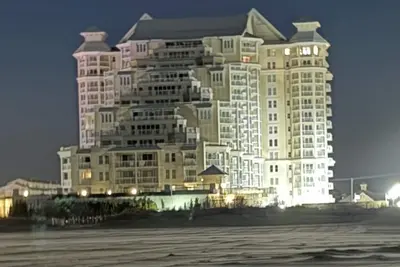 Image de Ocean Front Condo de luxe situé au Grand-au Diamond Beach