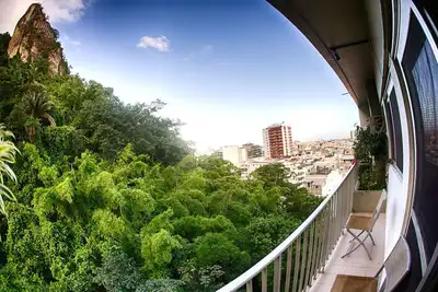 Image de Bel et confortable appartement de 2 chambres avec balcon et garage à Copacabana