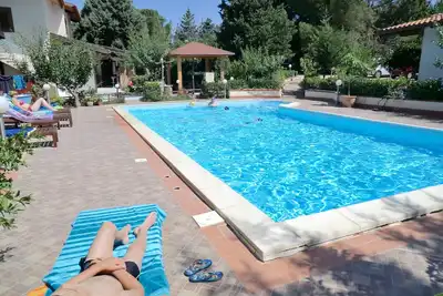 Image de Maison\/Villa Saphir, Piscine D'Eau Sale'E, Chlore Naturel (Non Chimiques)