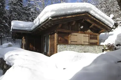 Image de Chalet Vieux Bois: Haut de Gamme, Charme, Confort (Sauna), Vue, Riviere & Foret